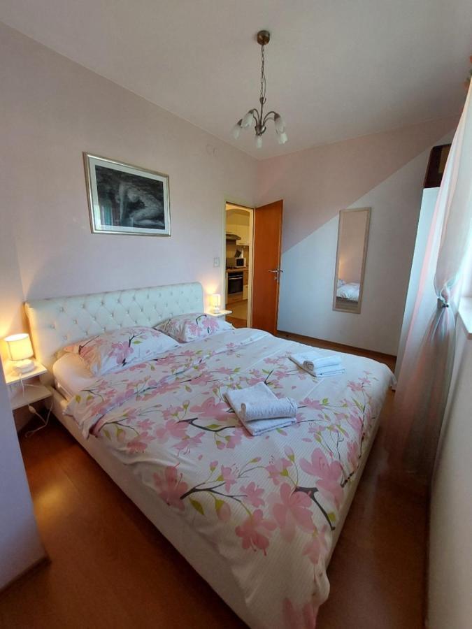 Apartments Maris Vranjic Exteriér fotografie